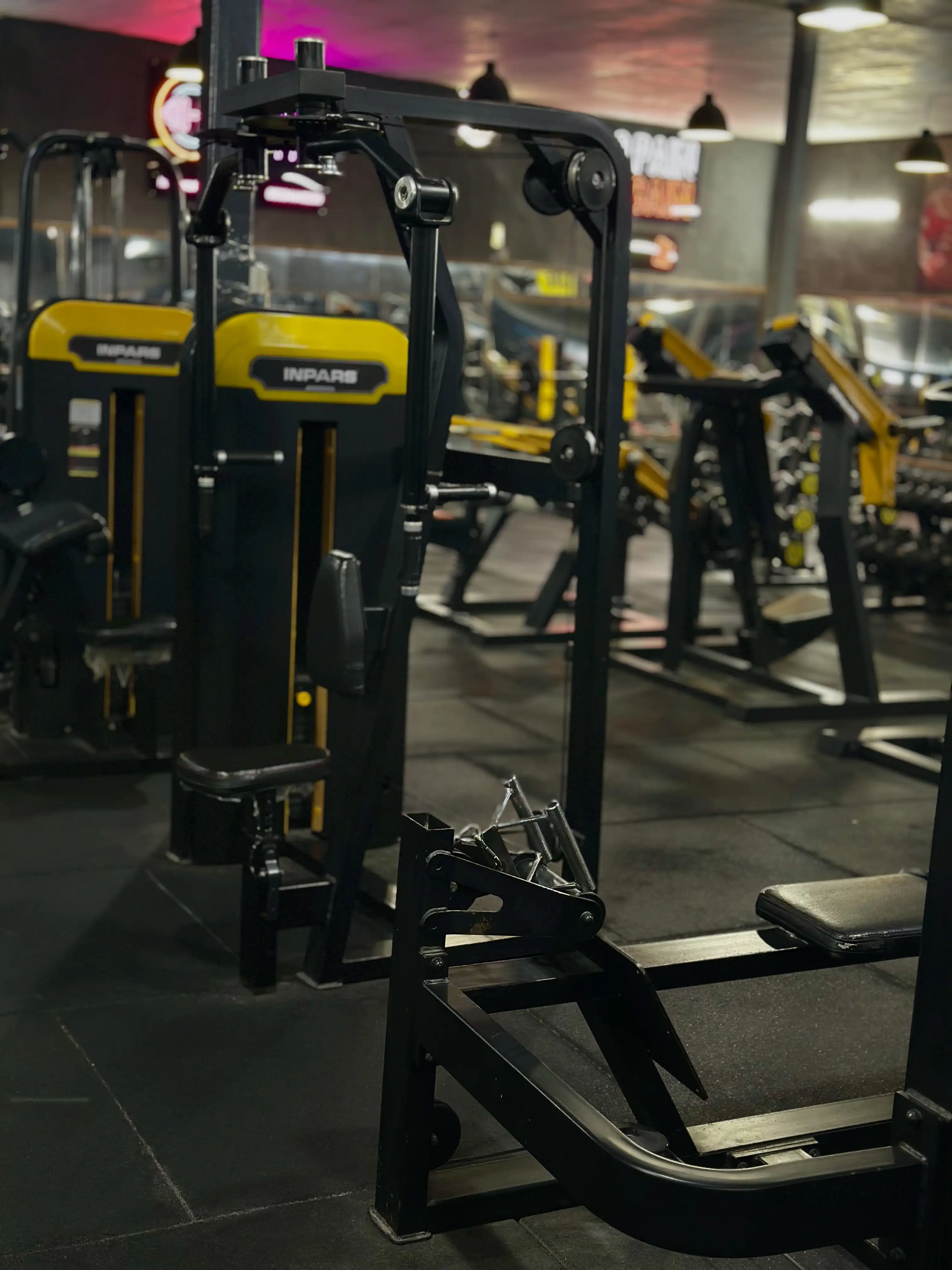 فضای تمرین باشگاه فتحی